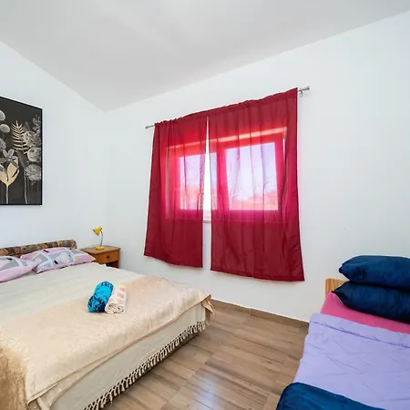 Apartment By The Sea Nin, Zadar - 15842 Nin