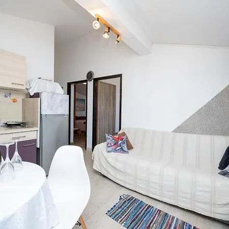 Apartment By The Sea Nin, Zadar - 15842 Nin
